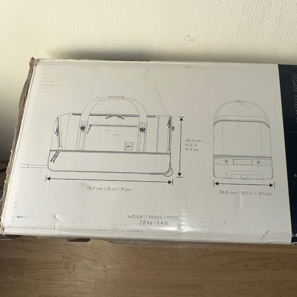 THE SKYWAY LUGGAGE CO. GLOBE TREKKER TWO COMPARTMENT ROLLING DUFFEL ITEM 1124486 - Picture 6 of 10